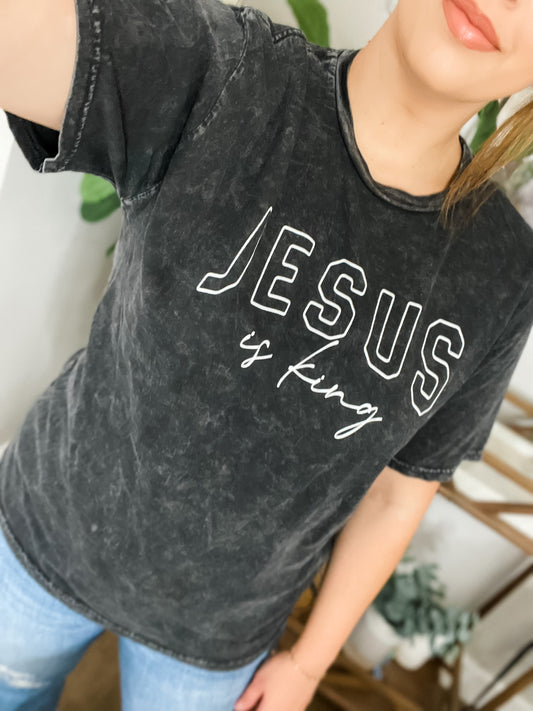 Jesus Is King | Black |